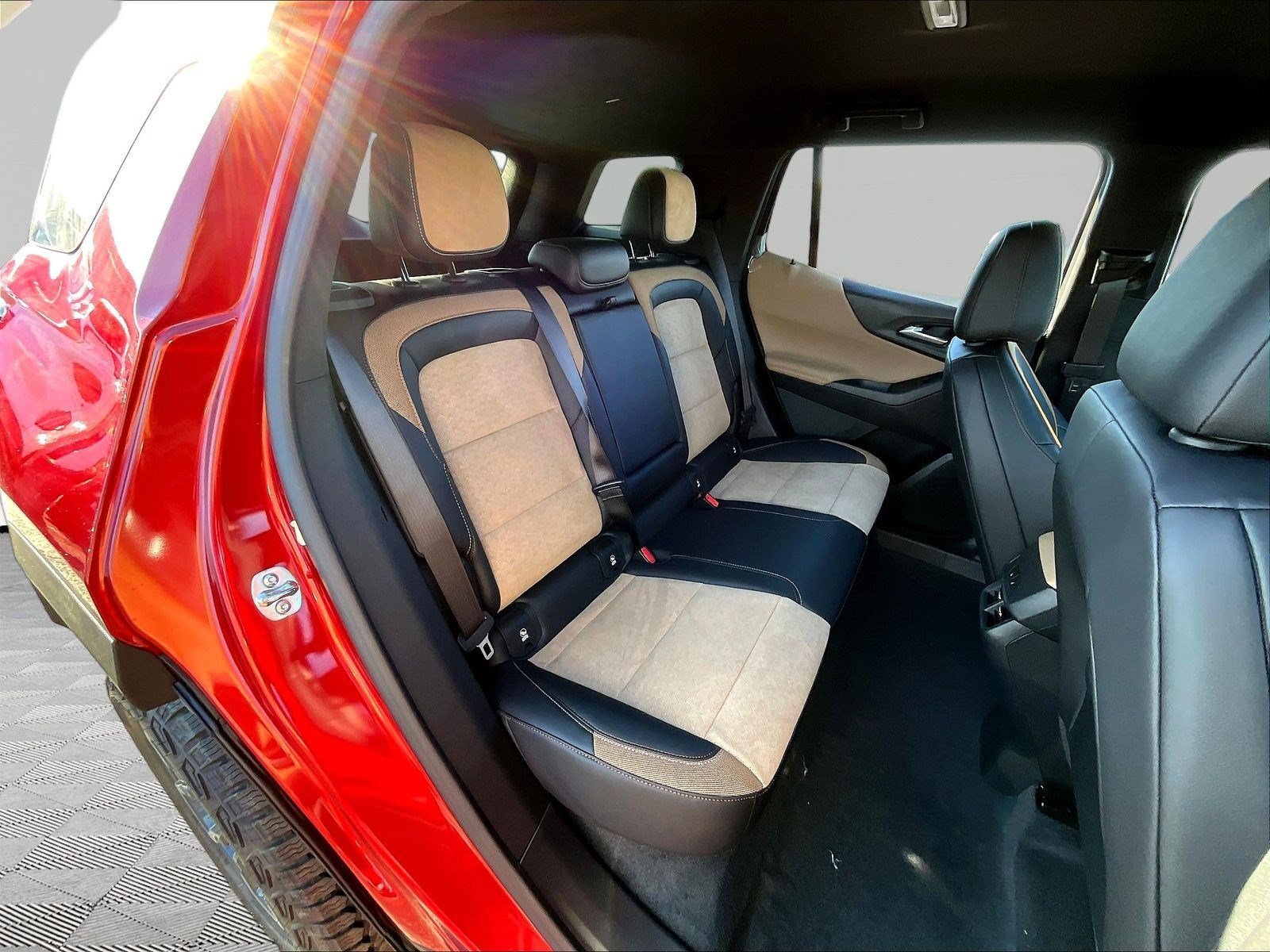 New 2027 Chevrolet Equinox ACTIV w/ Safety and Technology Package AWD/4WD image 20