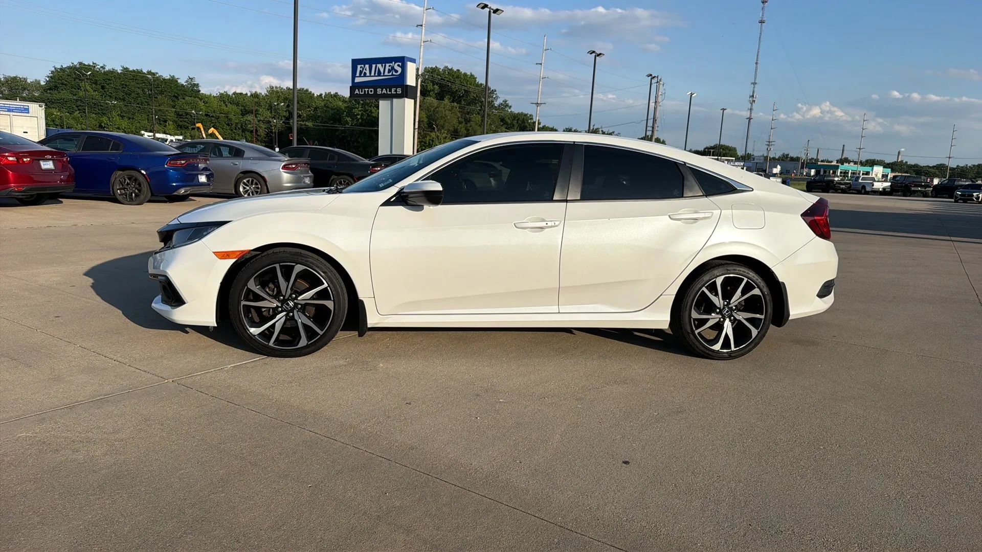 Used 2019 Honda Civic Sport image 7