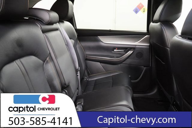 Used 2026 MAZDA CX-70 3.3 Turbo w/ Preferred Package AWD/4WD image 29