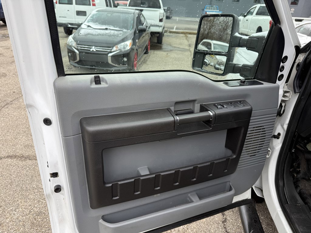 Used 2015 Ford F250 XL w/ Power Equipment Group image 13