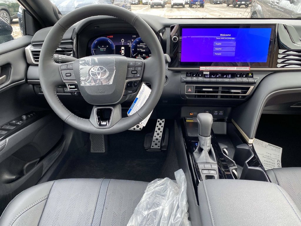 New 2026 Toyota Camry XSE w/ Premium Package AWD/4WD image 8