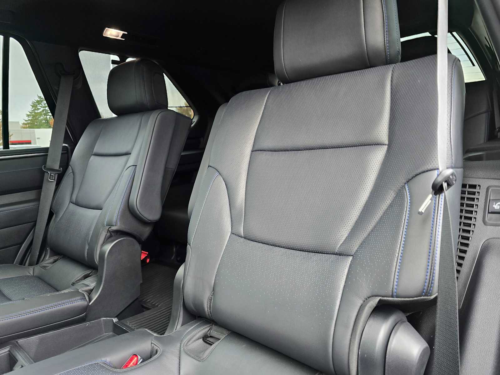 Certified 2025 Toyota Sequoia Platinum image 19