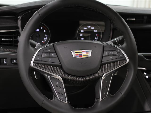 Certified 2026 Cadillac XT5 Sportv w/ LPO, Onyx Lite Package image 7