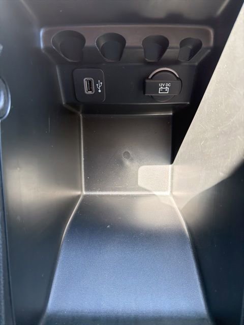 Used 2017 Jeep Cherokee Latitude w/ True North Edition image 31