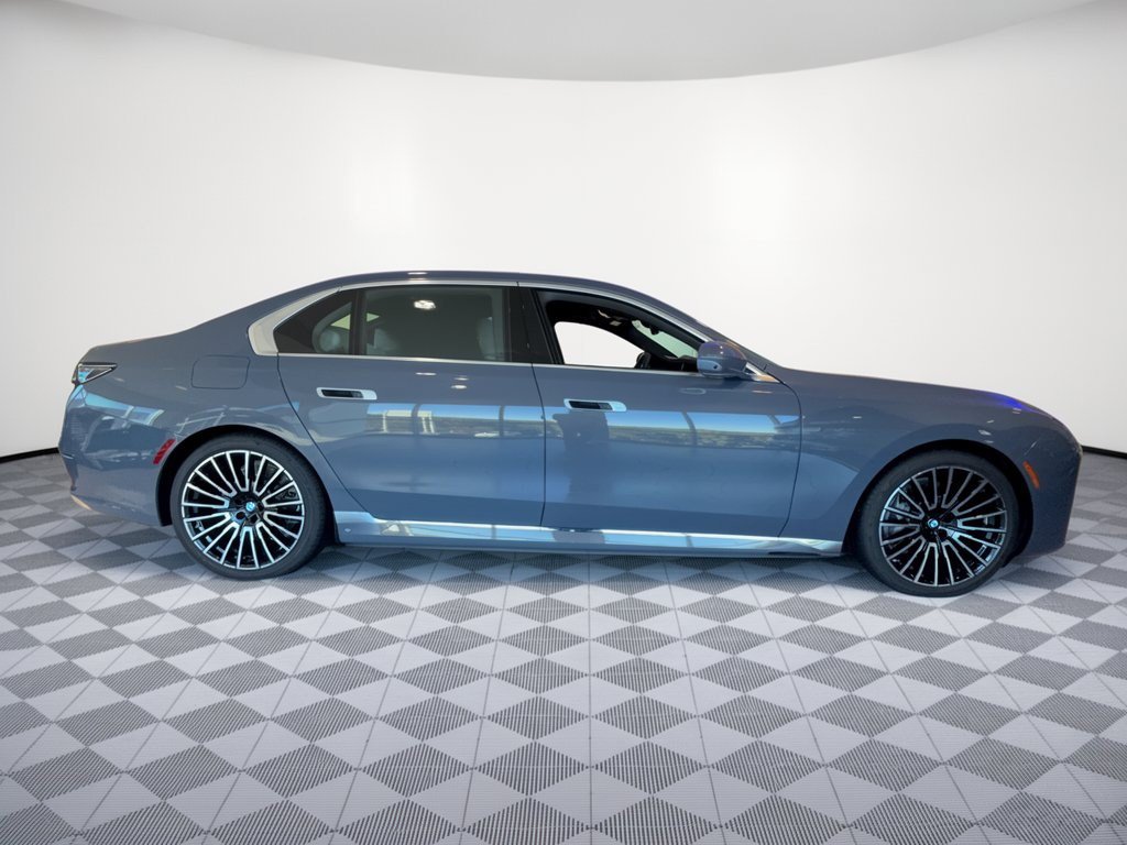 New 2026 BMW i7 xDrive60 w/ Executive Package AWD/4WD image 6