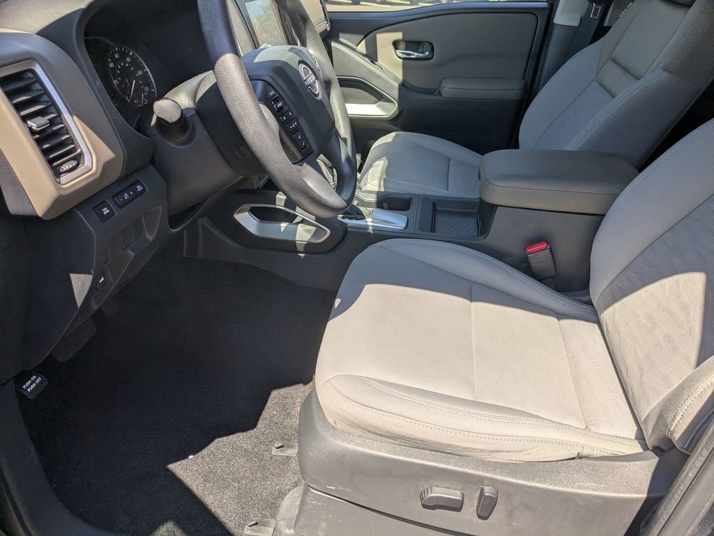 Used 2022 Nissan Frontier SV w/ Technology Package AWD/4WD image 19