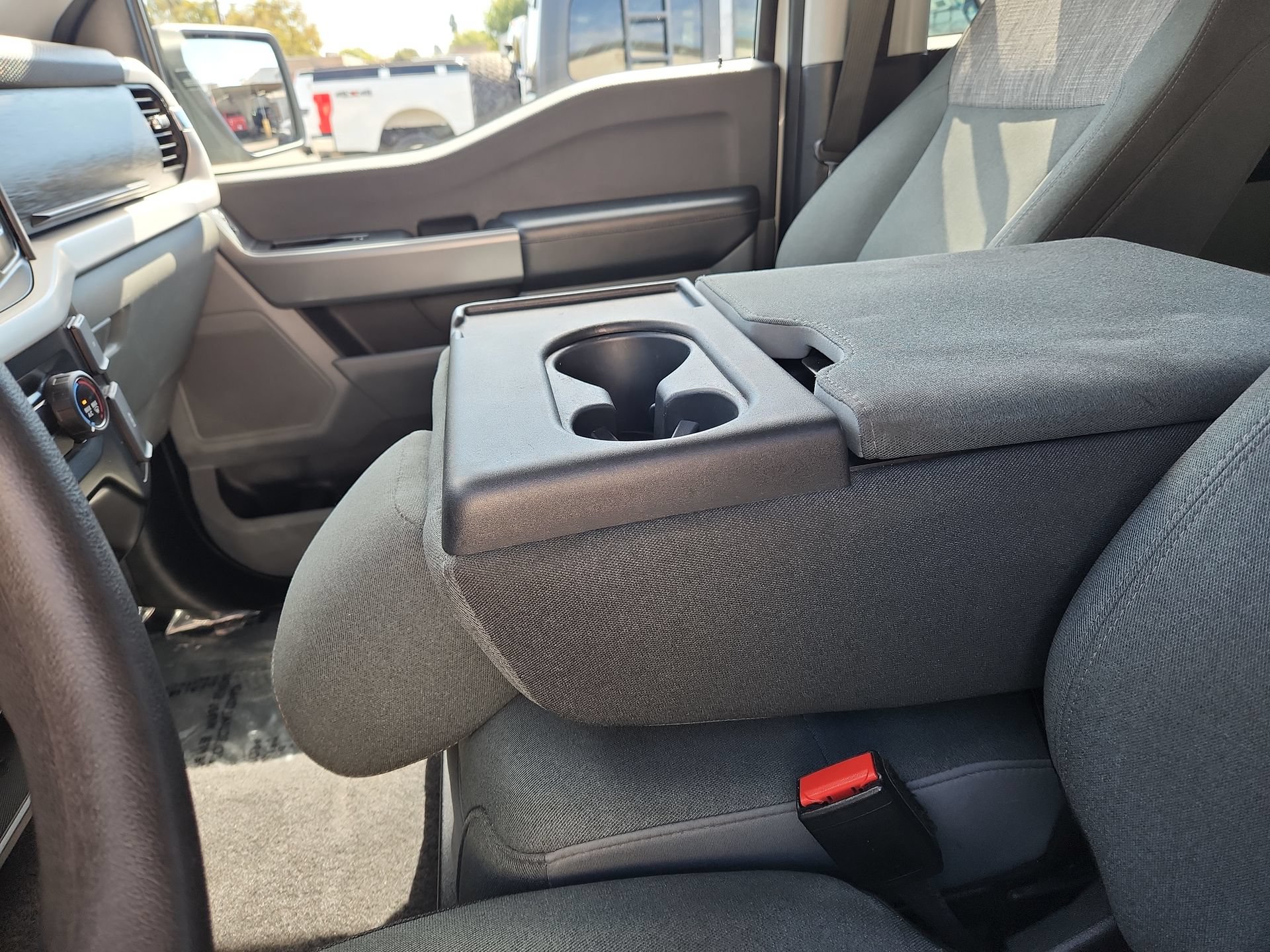 Used 2023 Ford F150 XLT AWD/4WD image 21