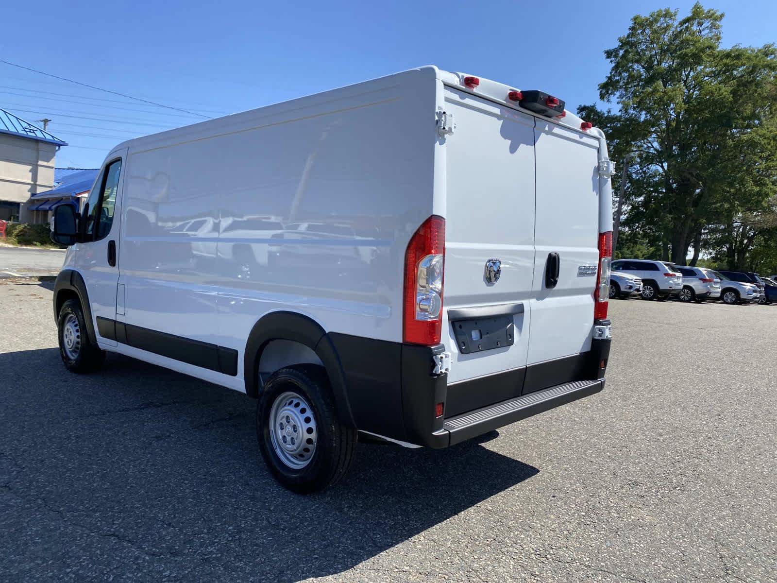 Used 2025 RAM ProMaster 1500 w/ Convenience Group FWD image 6