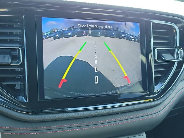 Used 2024 Dodge Durango GT image 32