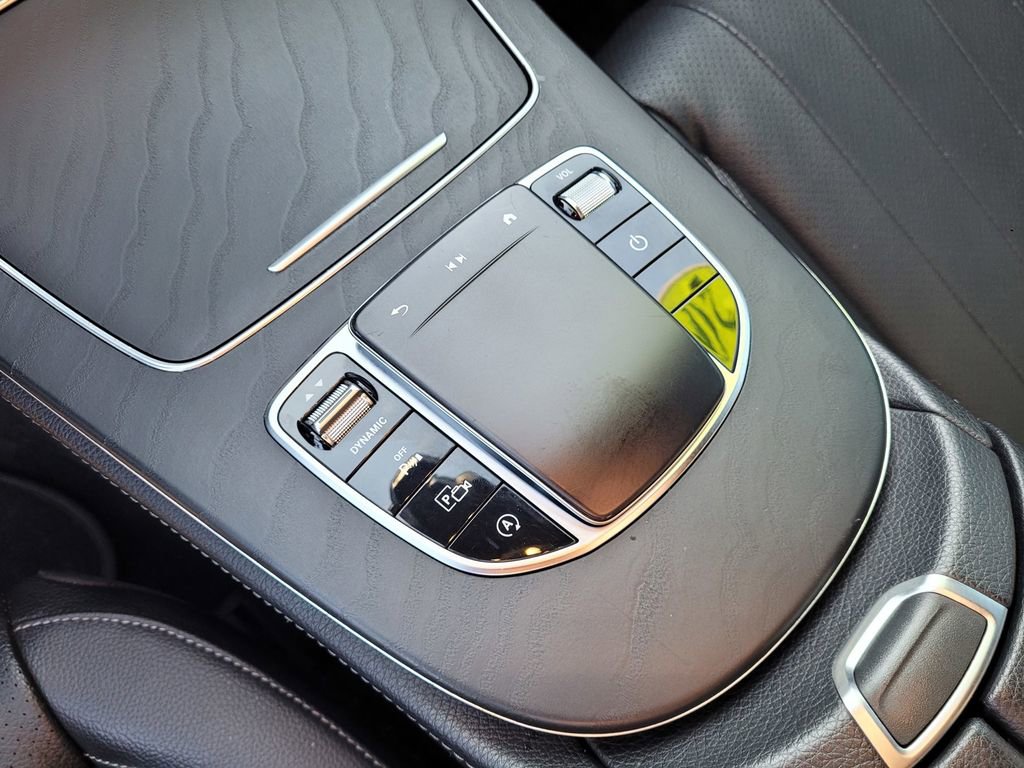 Used 2022 Mercedes-Benz E 350 Sedan image 18