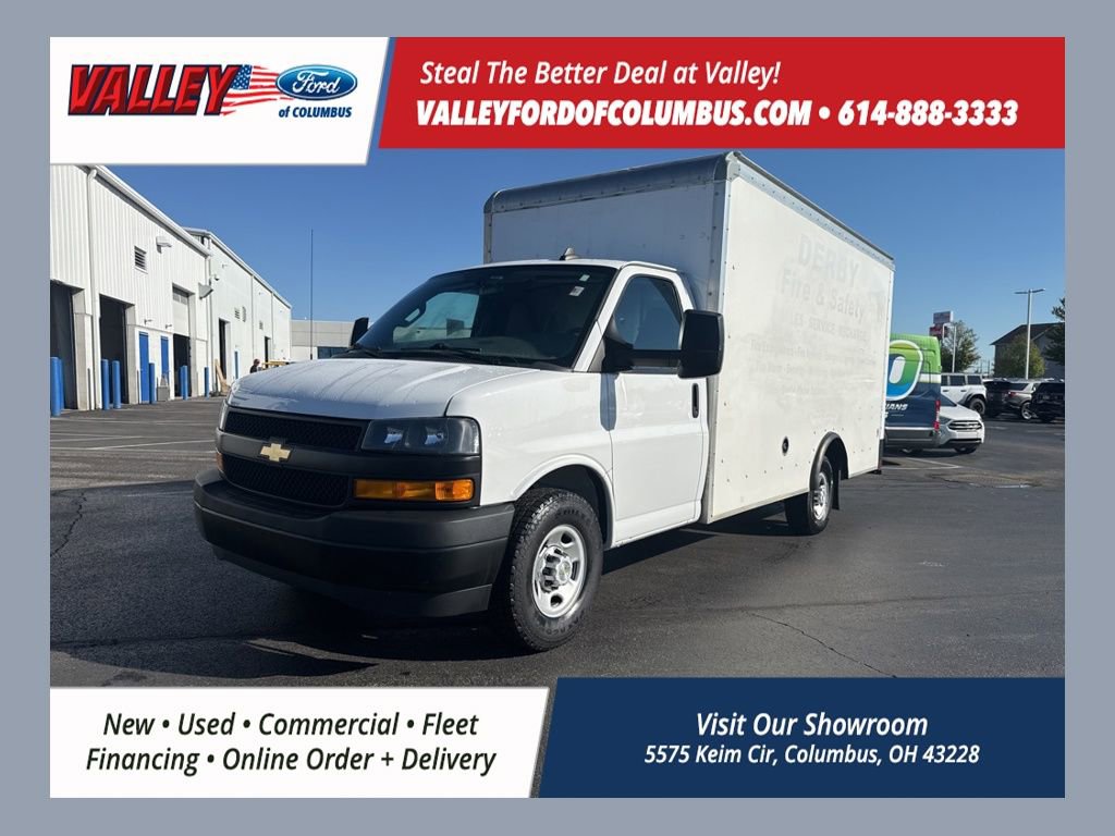 Used 2022 Chevrolet Express 3500 w/ Power Convenience Package image 1