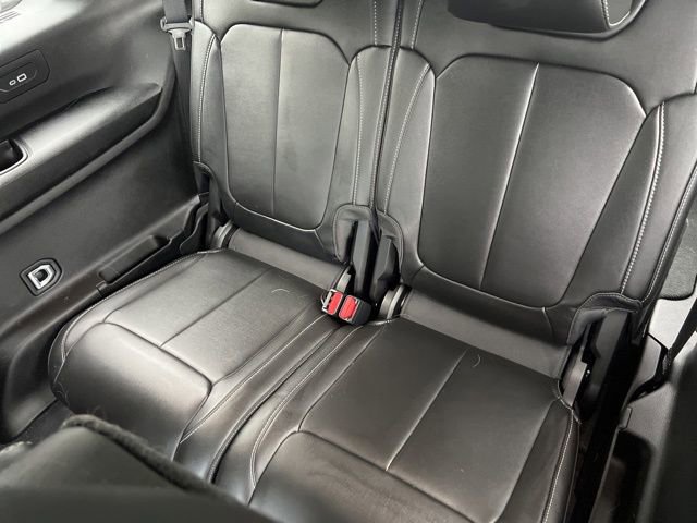 Used 2025 Jeep Grand Cherokee L Limited w/ Black Appearance Package image 14