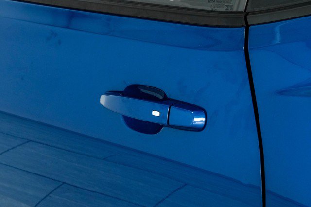 Used 2021 Chevrolet Camaro LT w/ Technology Package RWD image 35