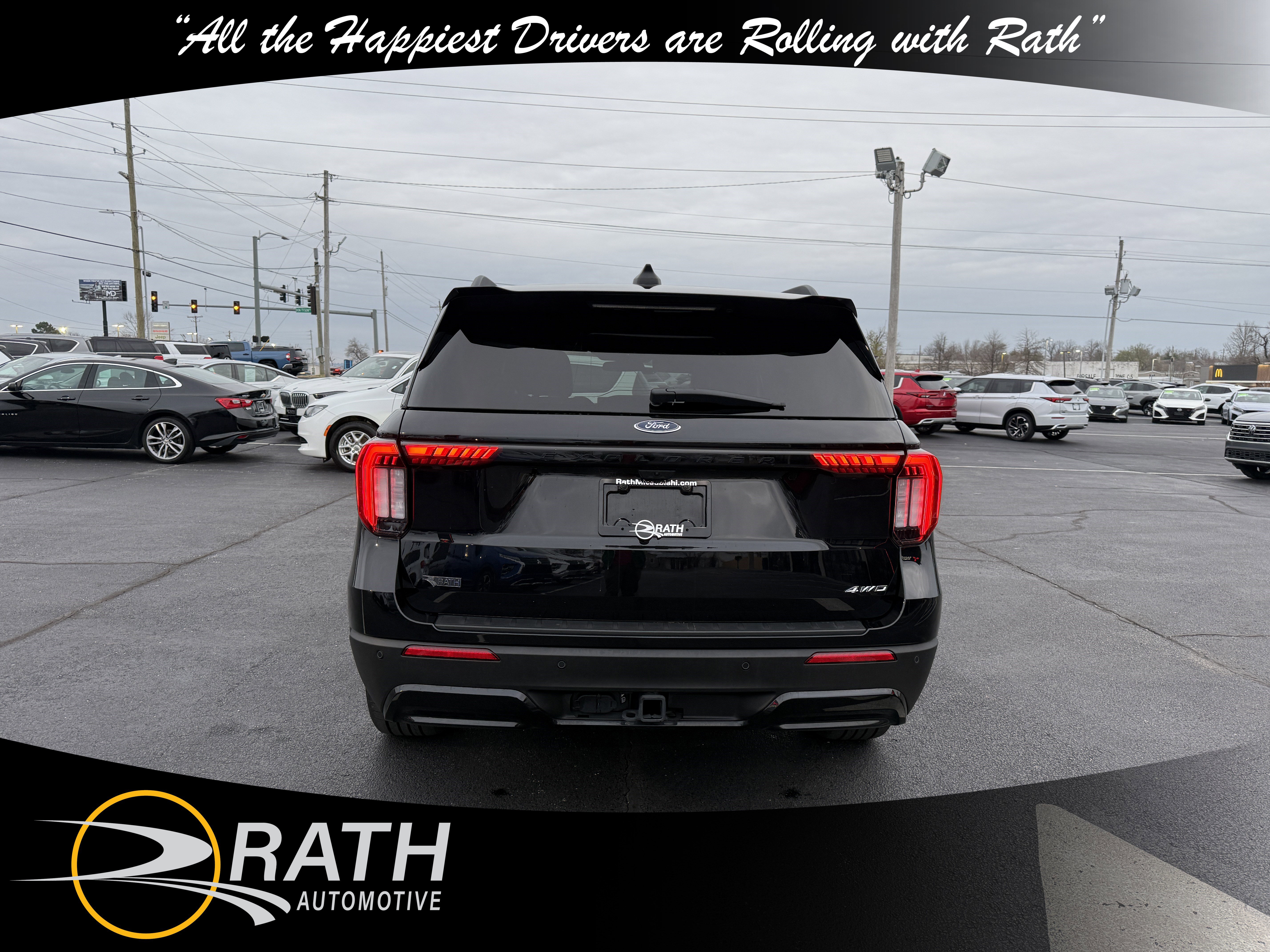 Used 2025 Ford Explorer ST-Line AWD/4WD image 8