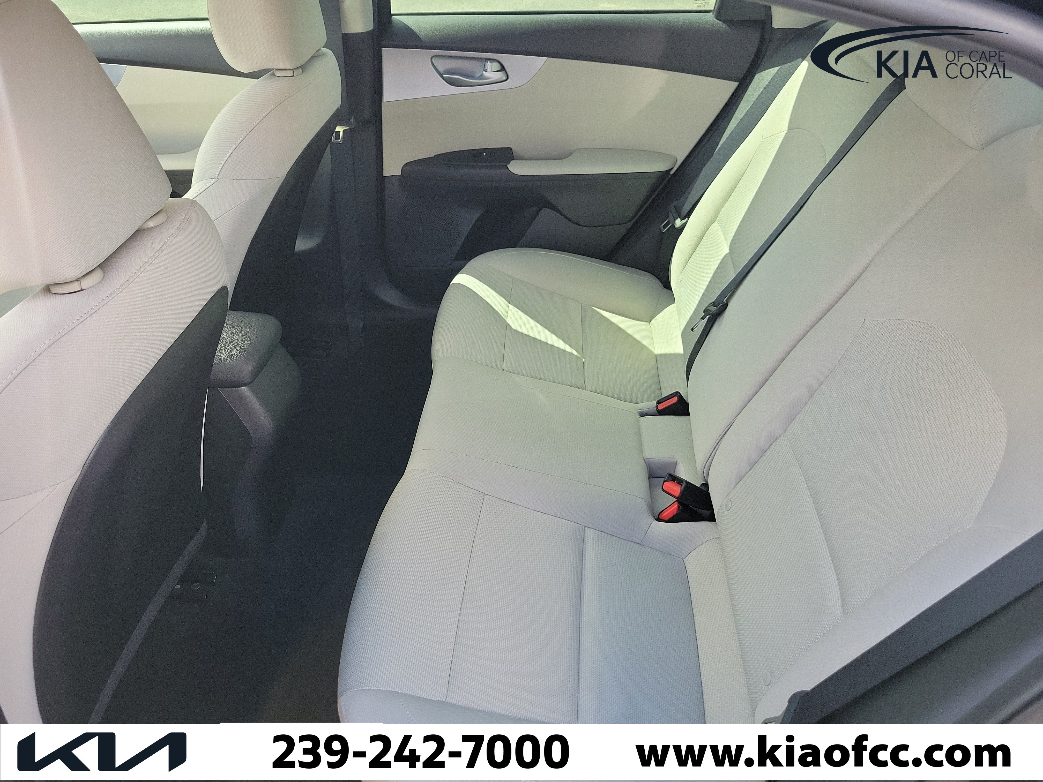 Certified 2023 Kia Forte LXS w/ LXS Technology Package FWD image 12