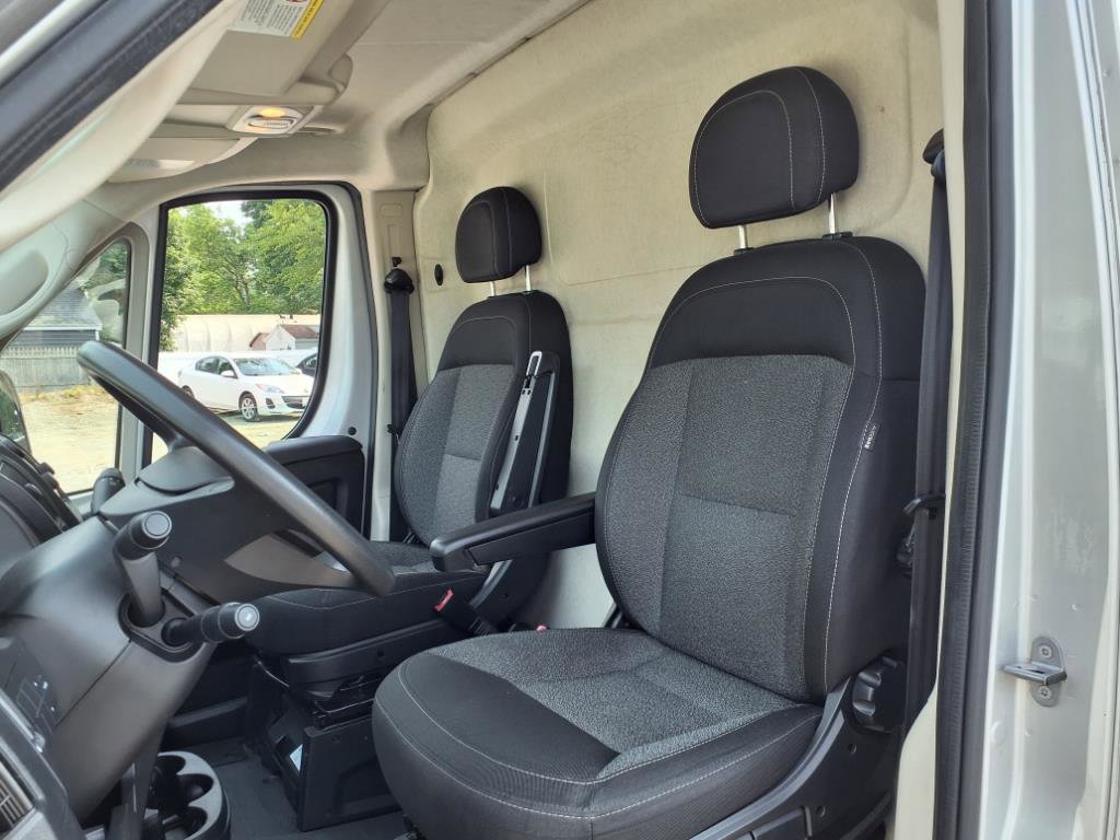 Used 2019 RAM ProMaster 2500 w/ Interior Convenience Group image 21