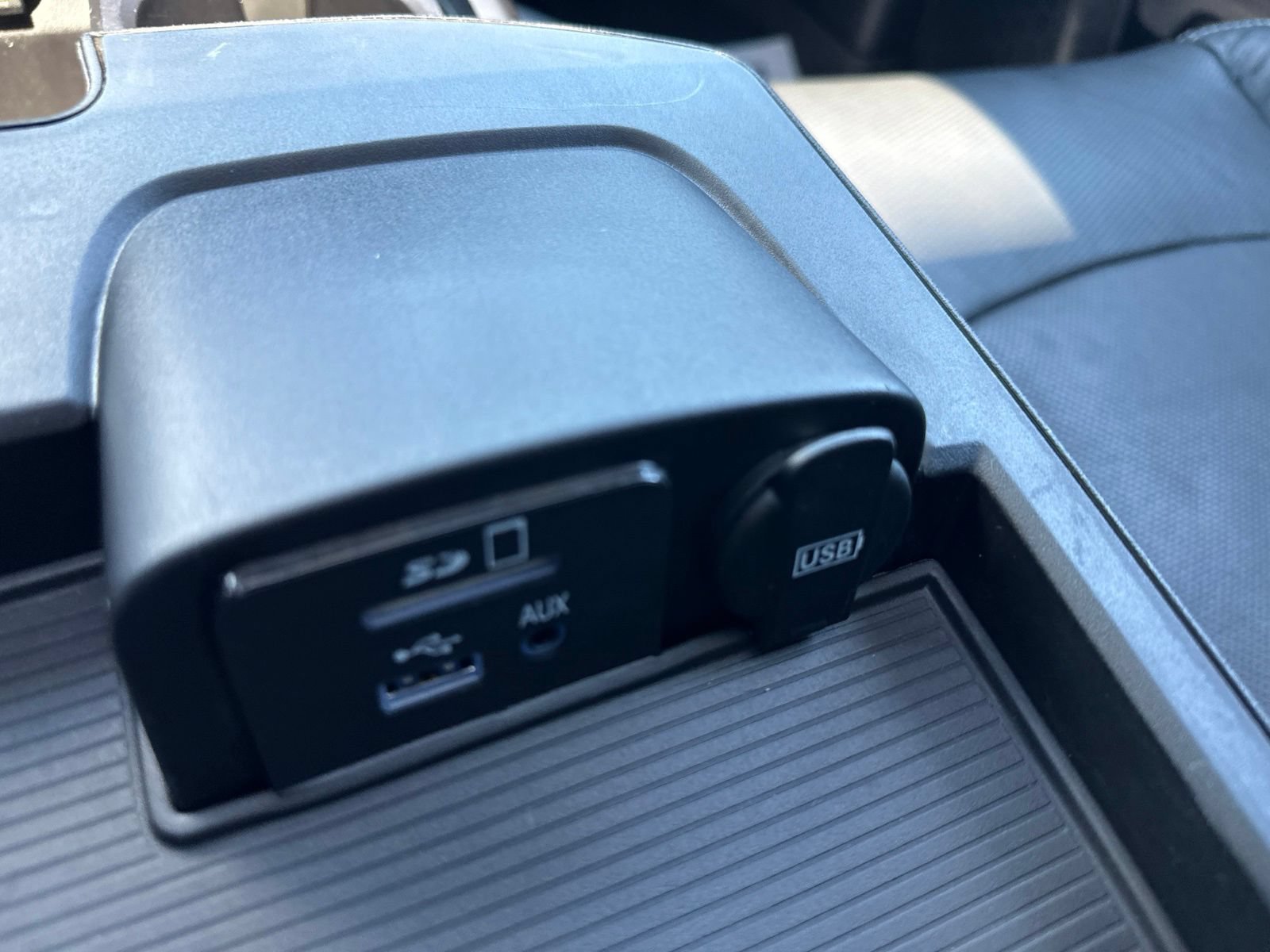 Used 2014 RAM 1500 Sport w/ Remote Start & Security Group AWD/4WD image 65