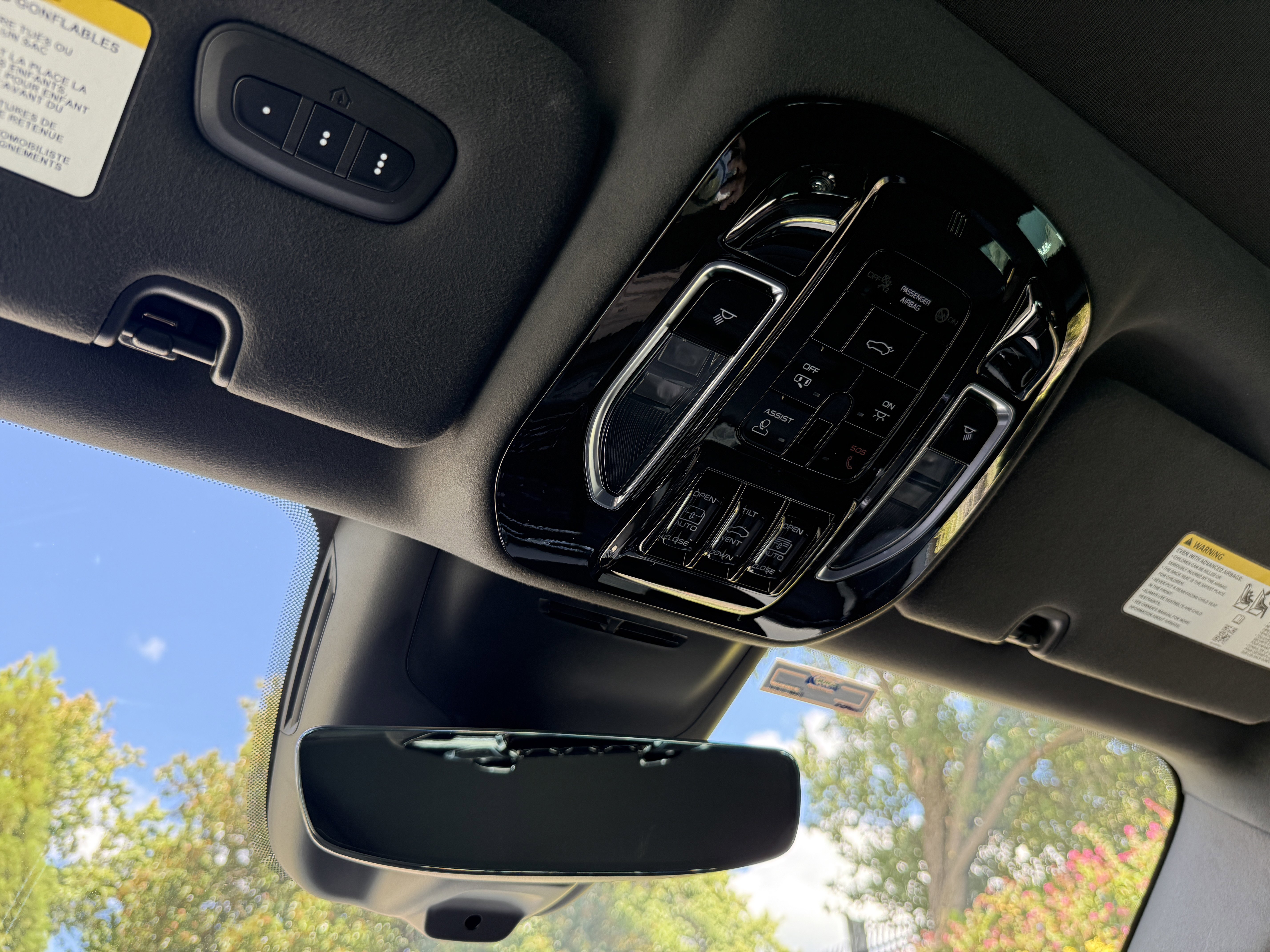 Certified 2025 Maserati Grecale Modena image 26