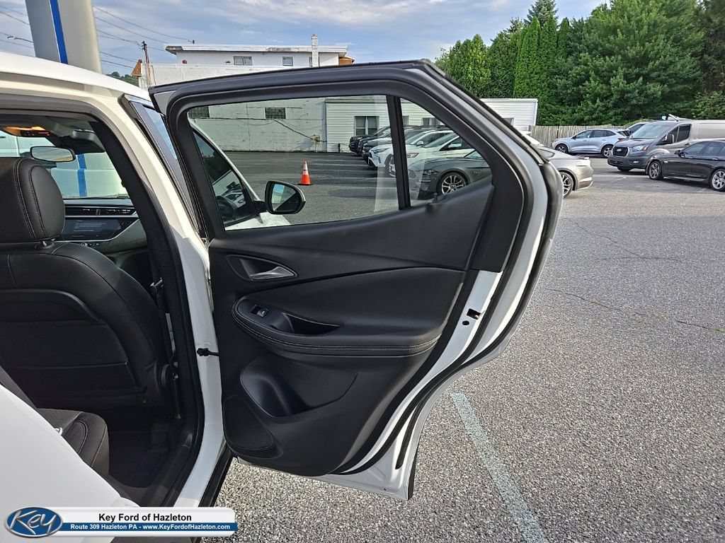 Used 2023 Buick Encore GX Preferred w/ Cold Weather Comfort Package AWD/4WD image 41