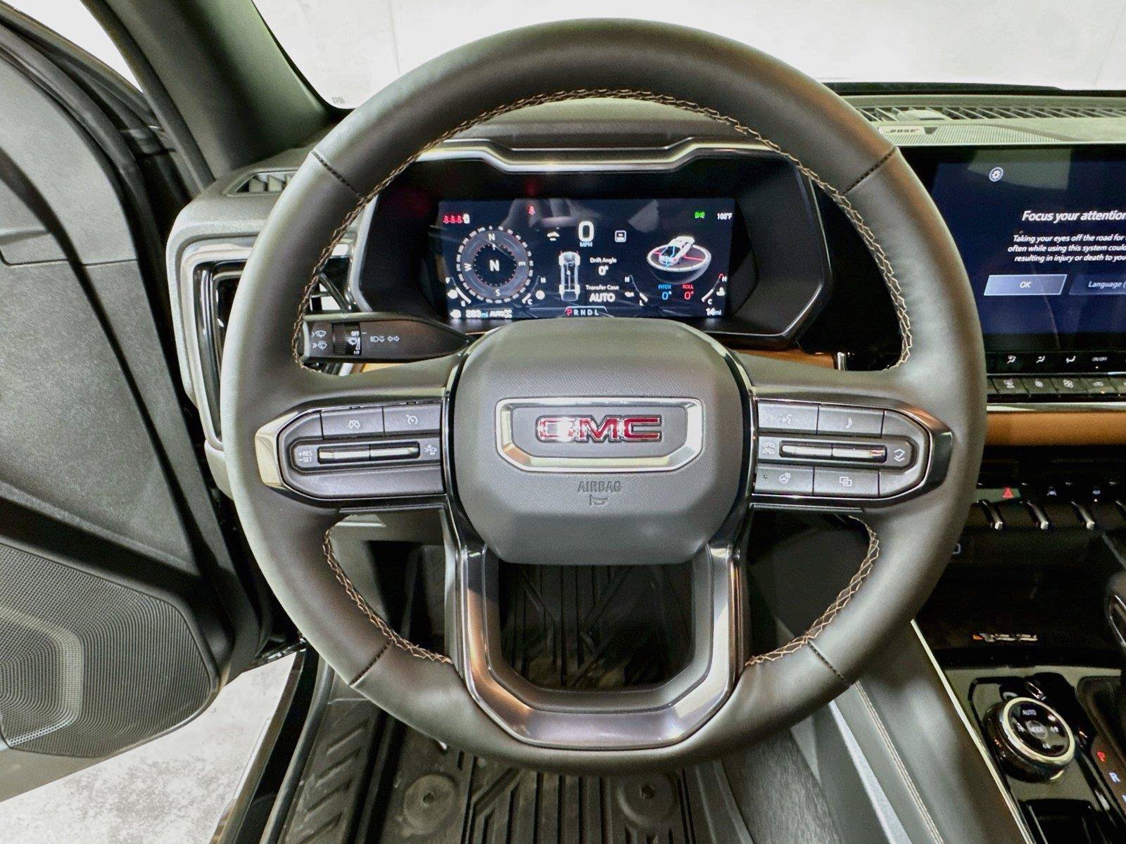 New 2026 GMC Canyon AT4 w/ Technology Plus Package AWD/4WD image 6