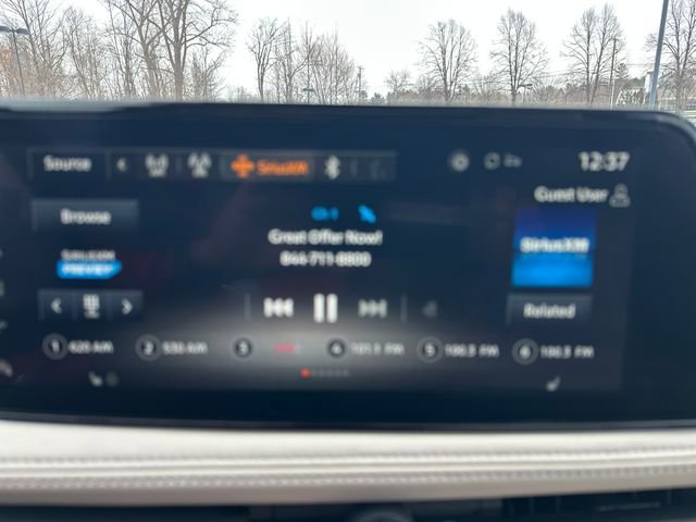 Used 2024 Nissan Ariya AWD image 18