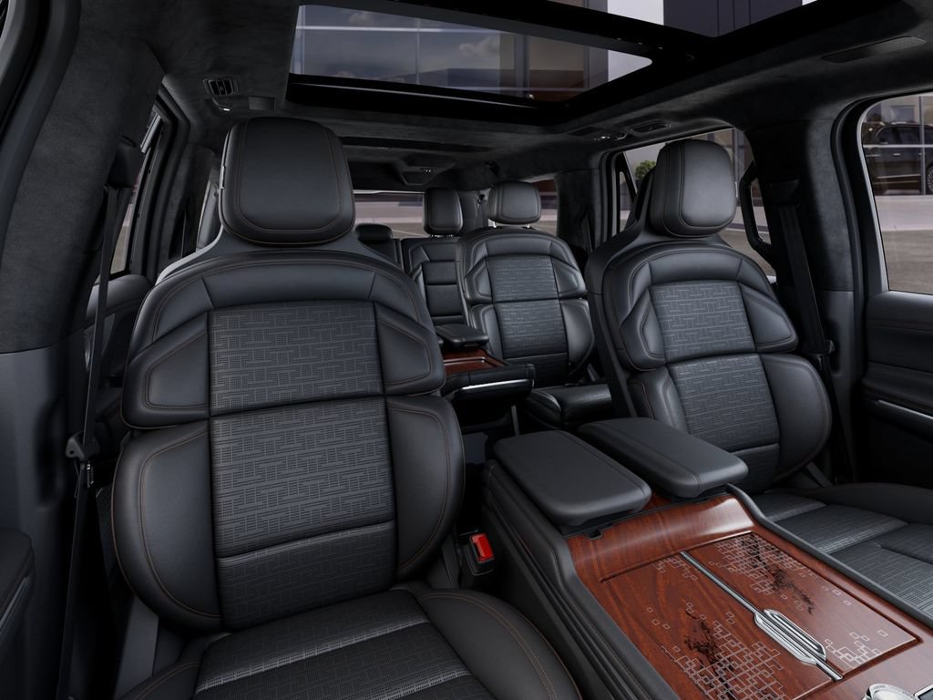 New 2027 Lincoln Navigator L Black Label AWD/4WD image 10