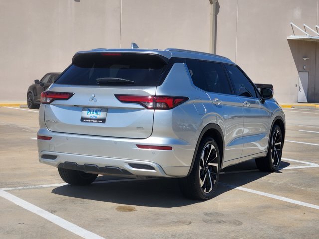 Used 2023 Mitsubishi Outlander SEL FWD image 5