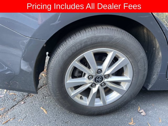 Used 2025 Toyota Camry LE FWD image 9