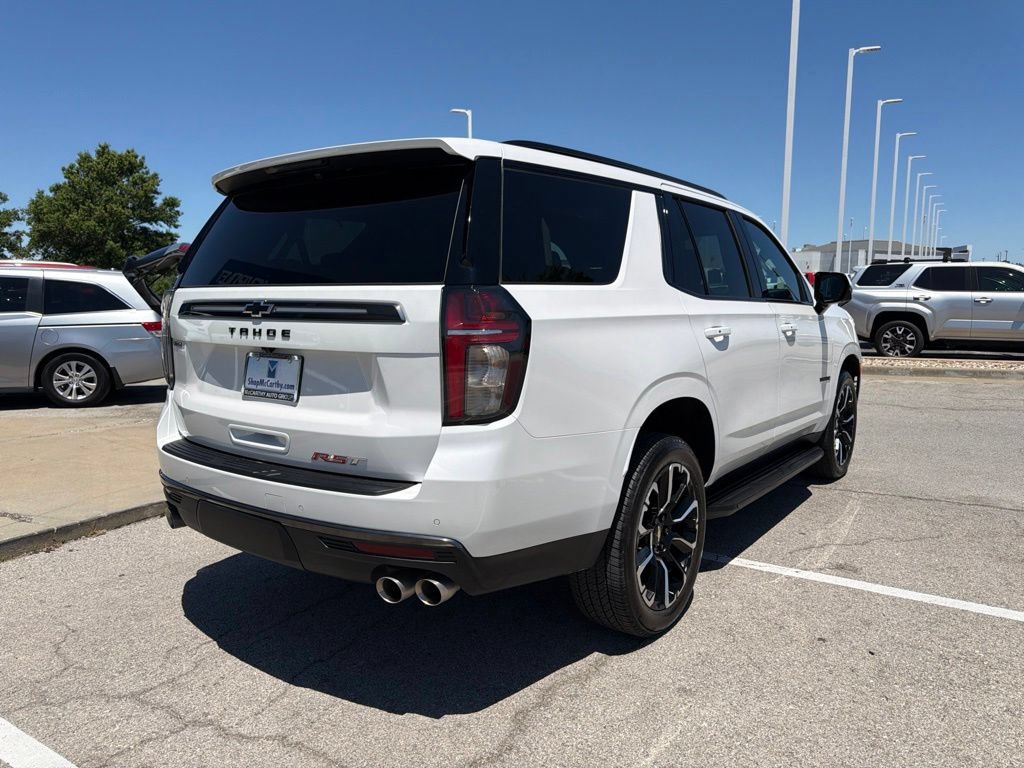 Used 2022 Chevrolet Tahoe RST w/ Sport Performance Package AWD/4WD image 3