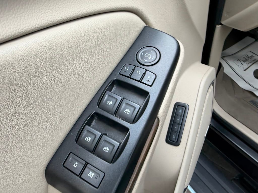 Used 2019 GMC Yukon XL Denali w/ Denali Ultimate Package AWD/4WD image 20