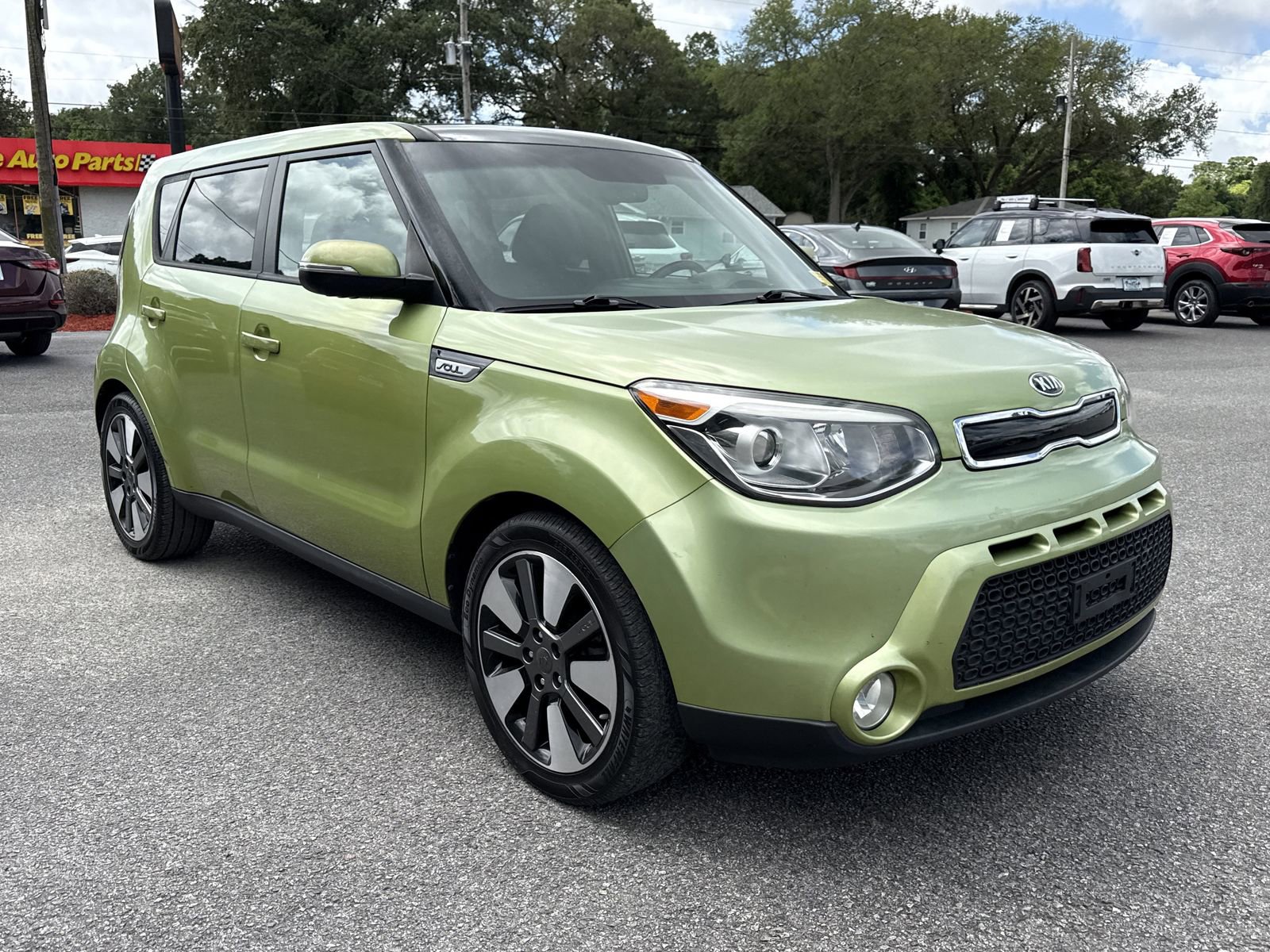 Used 2015 Kia Soul ! w/ Sun & Sound Package FWD image 8