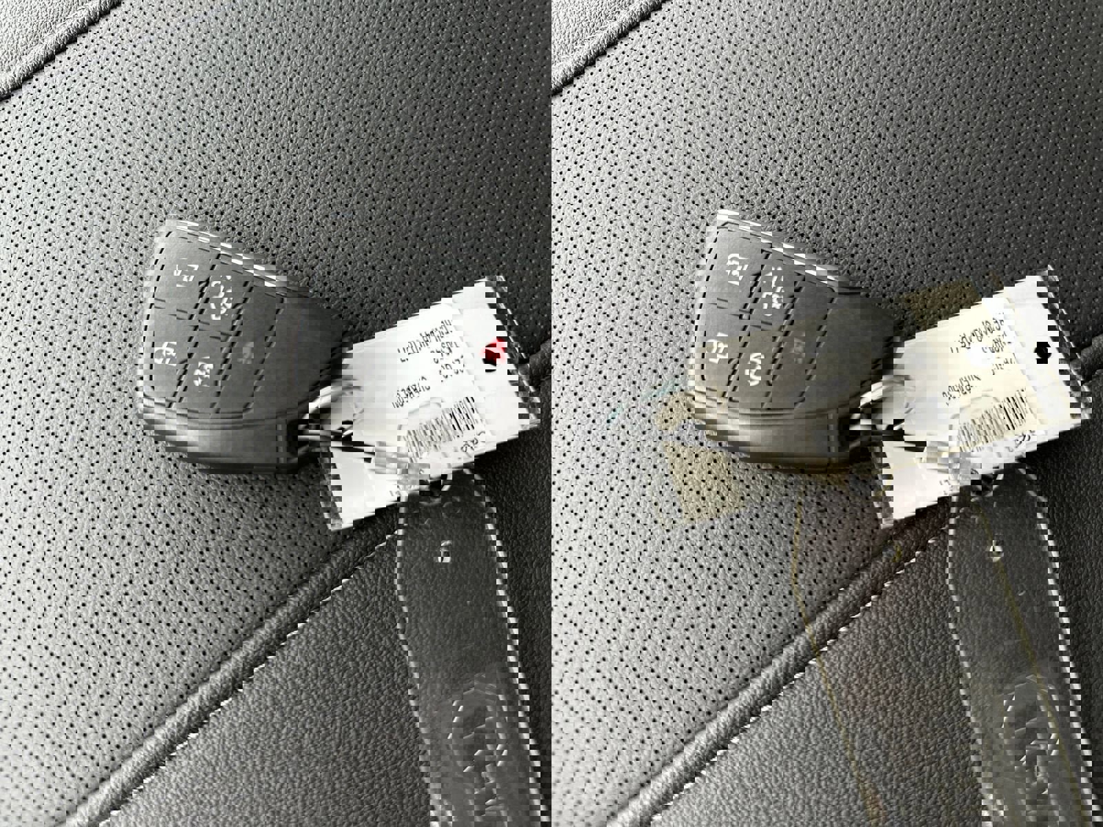 New 2026 GMC Sierra 3500 SLT w/ SLT Convenience Package image 29