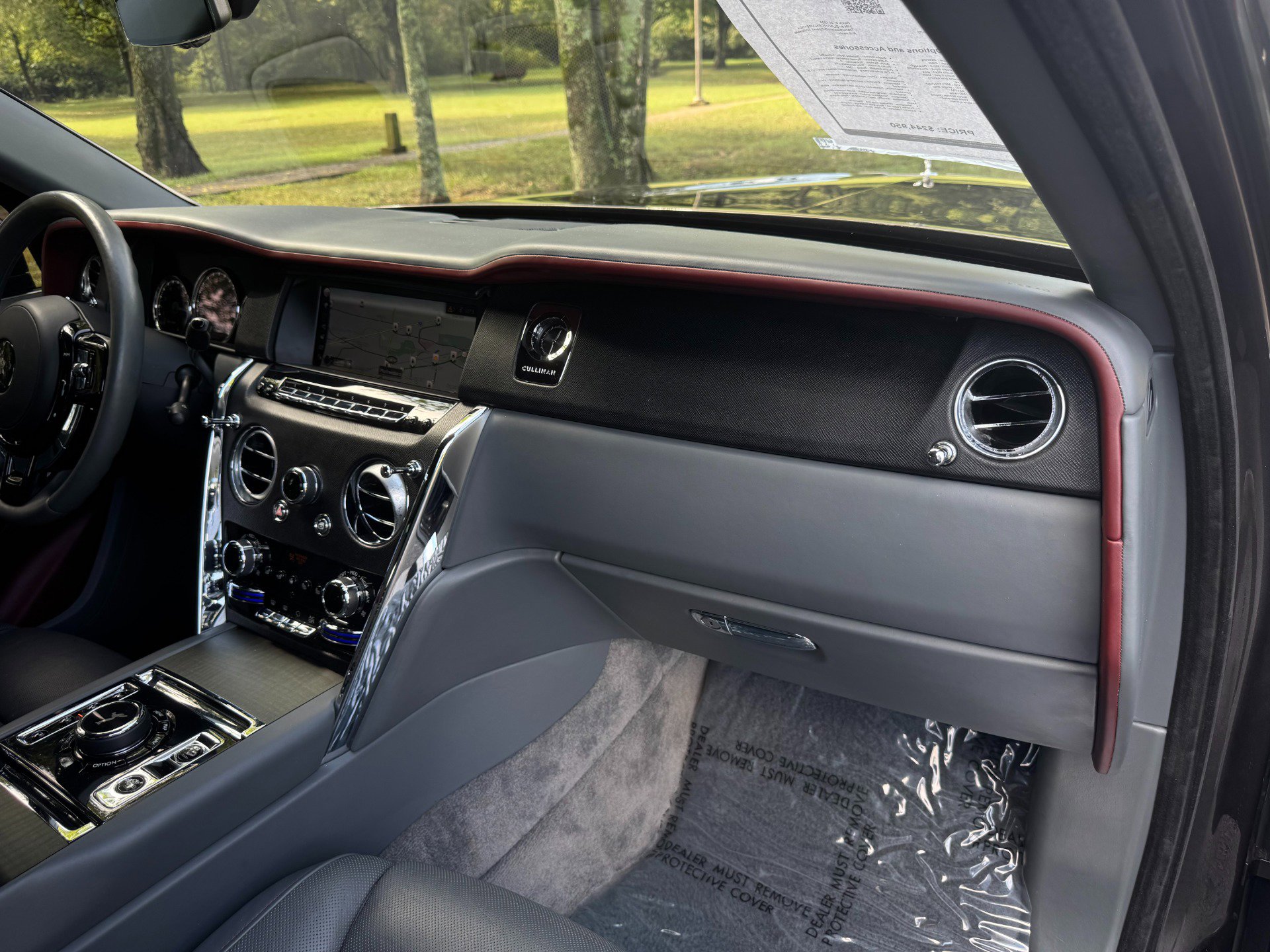 Used 2020 Rolls-Royce Cullinan 335K MSRP!! image 31