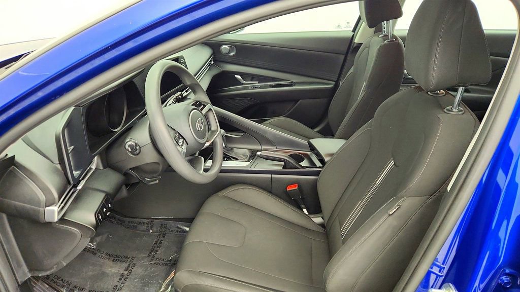 Used 2021 Hyundai Elantra SEL image 18