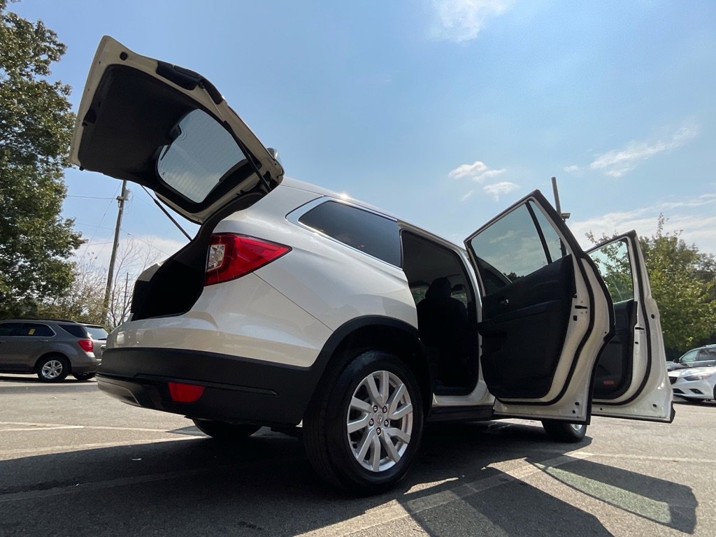 Used 2019 Honda Pilot LX image 30