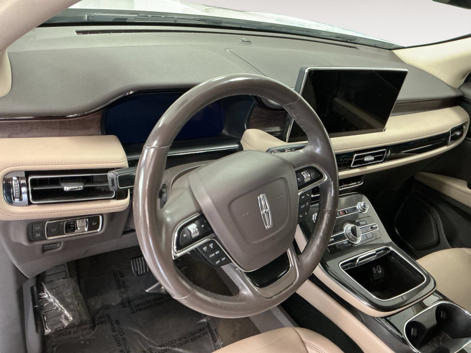 Certified 2023 Lincoln Nautilus Reserve AWD/4WD image 10