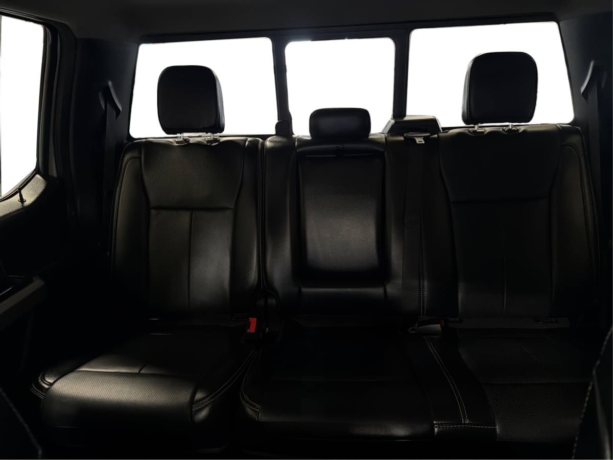 Used 2018 Ford F150 Lariat w/ Equipment Group 502A Luxury AWD/4WD image 18