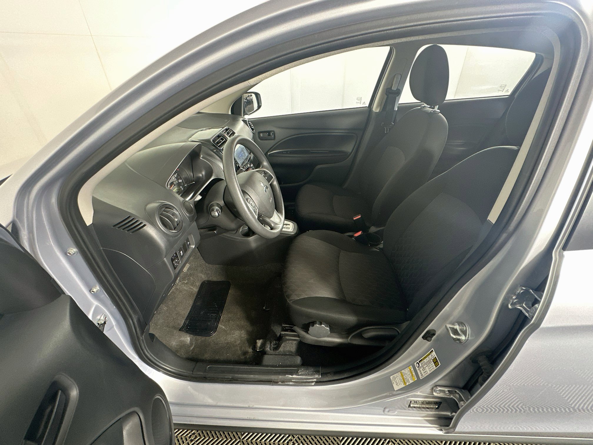 Used 2024 Mitsubishi Mirage ES FWD image 13
