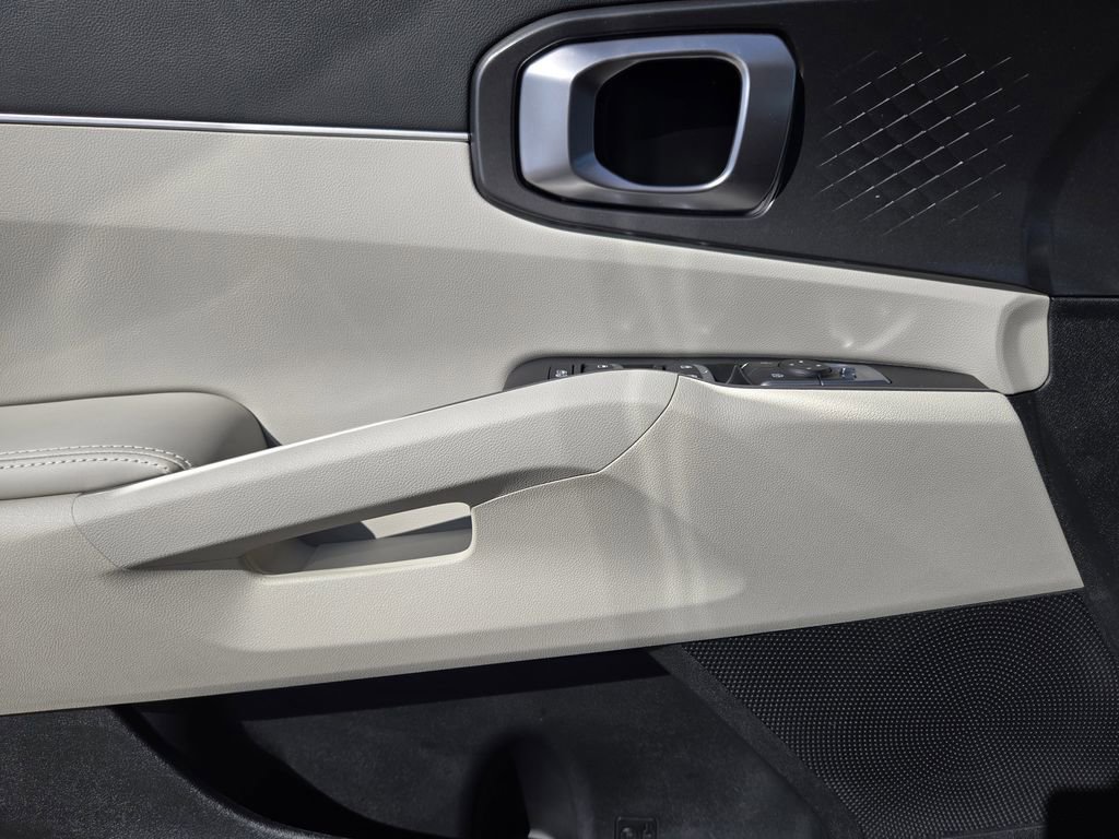 New 2026 Kia Sorento S FWD image 16