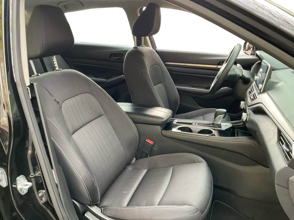 Used 2023 Nissan Altima 2.5 SV image 26
