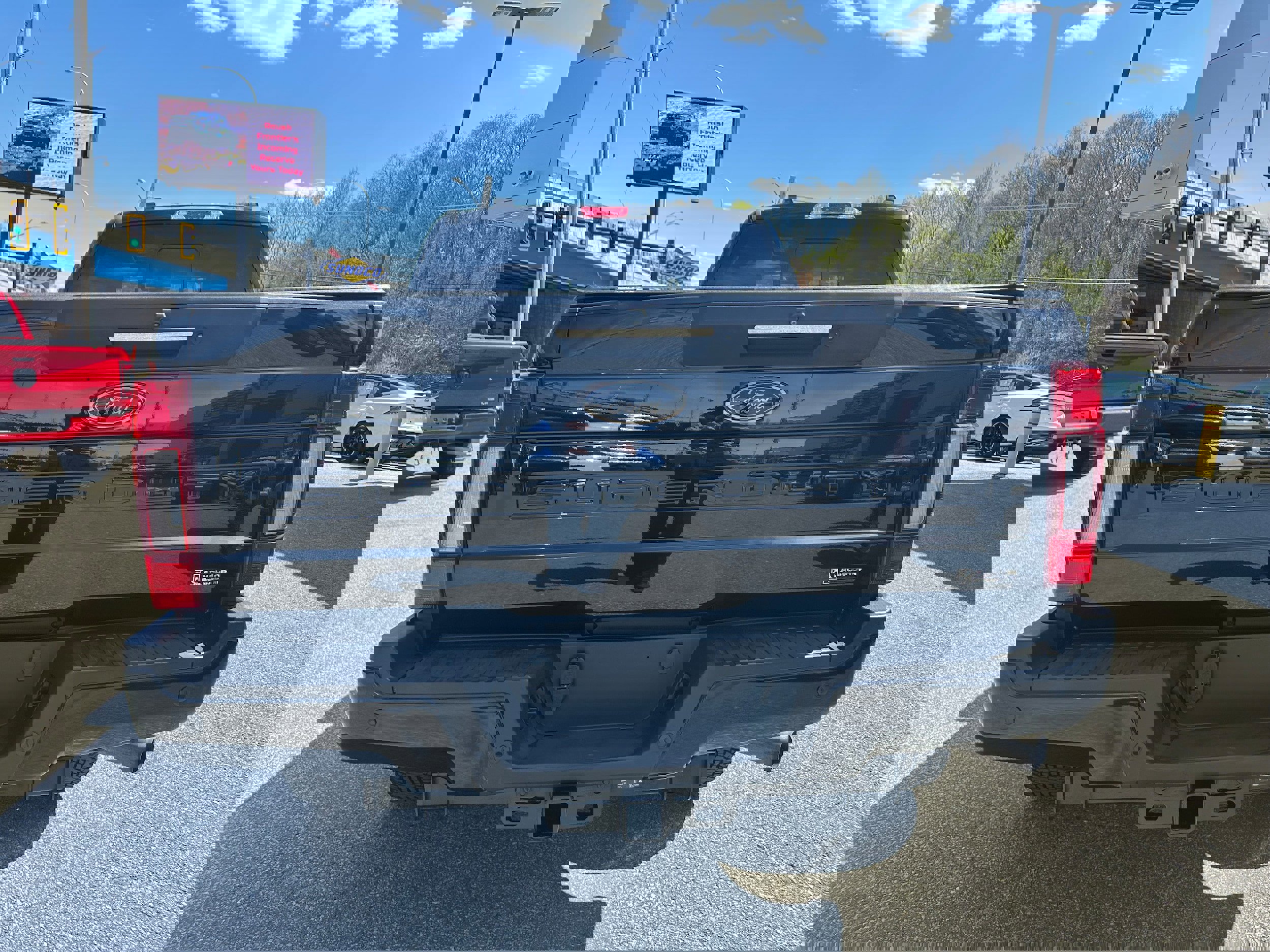 Used 2020 Ford F350 Lariat AWD/4WD image 12