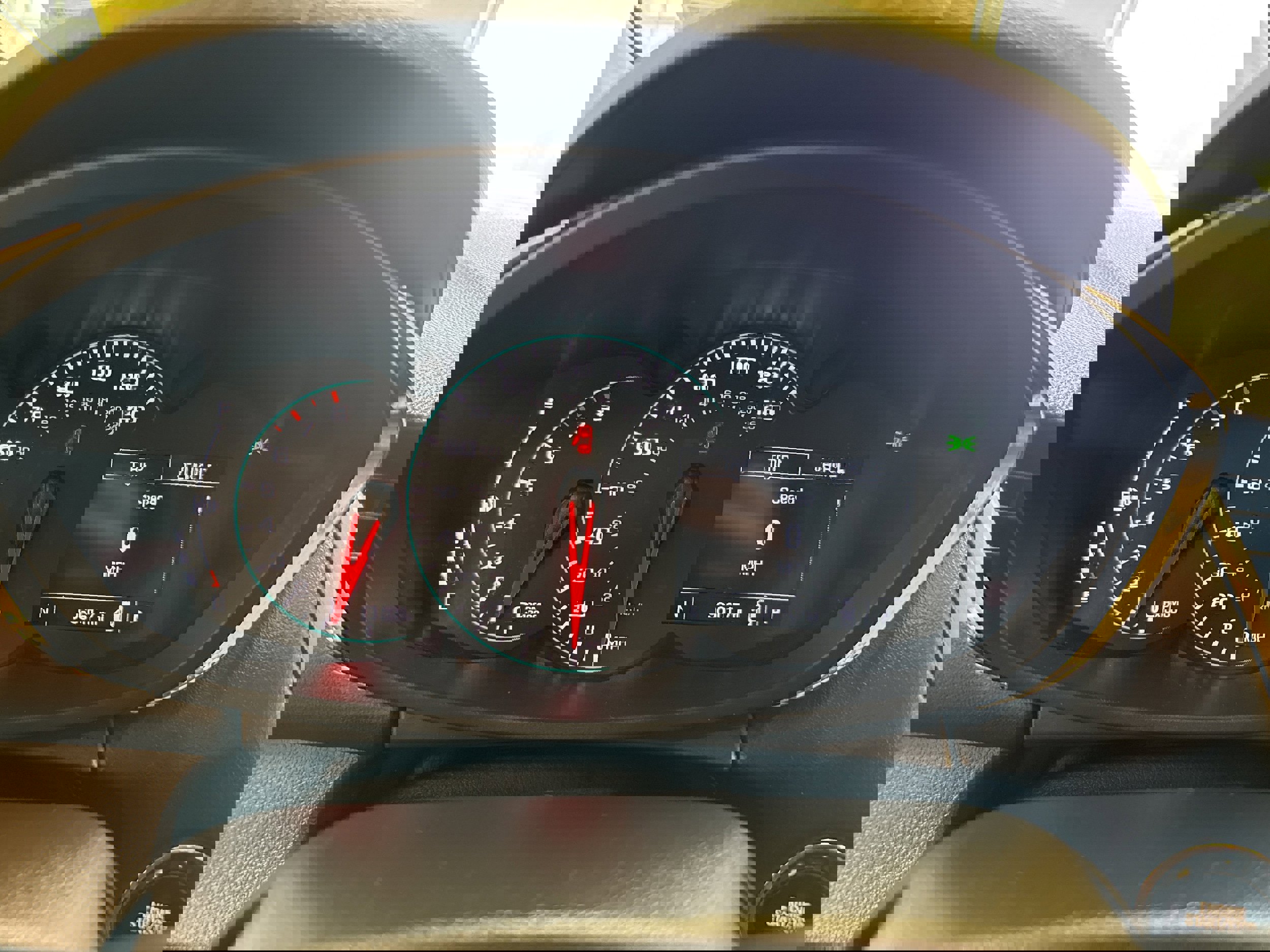 Used 2018 Chevrolet Trax LT w/ LT Convenience Package AWD/4WD image 41