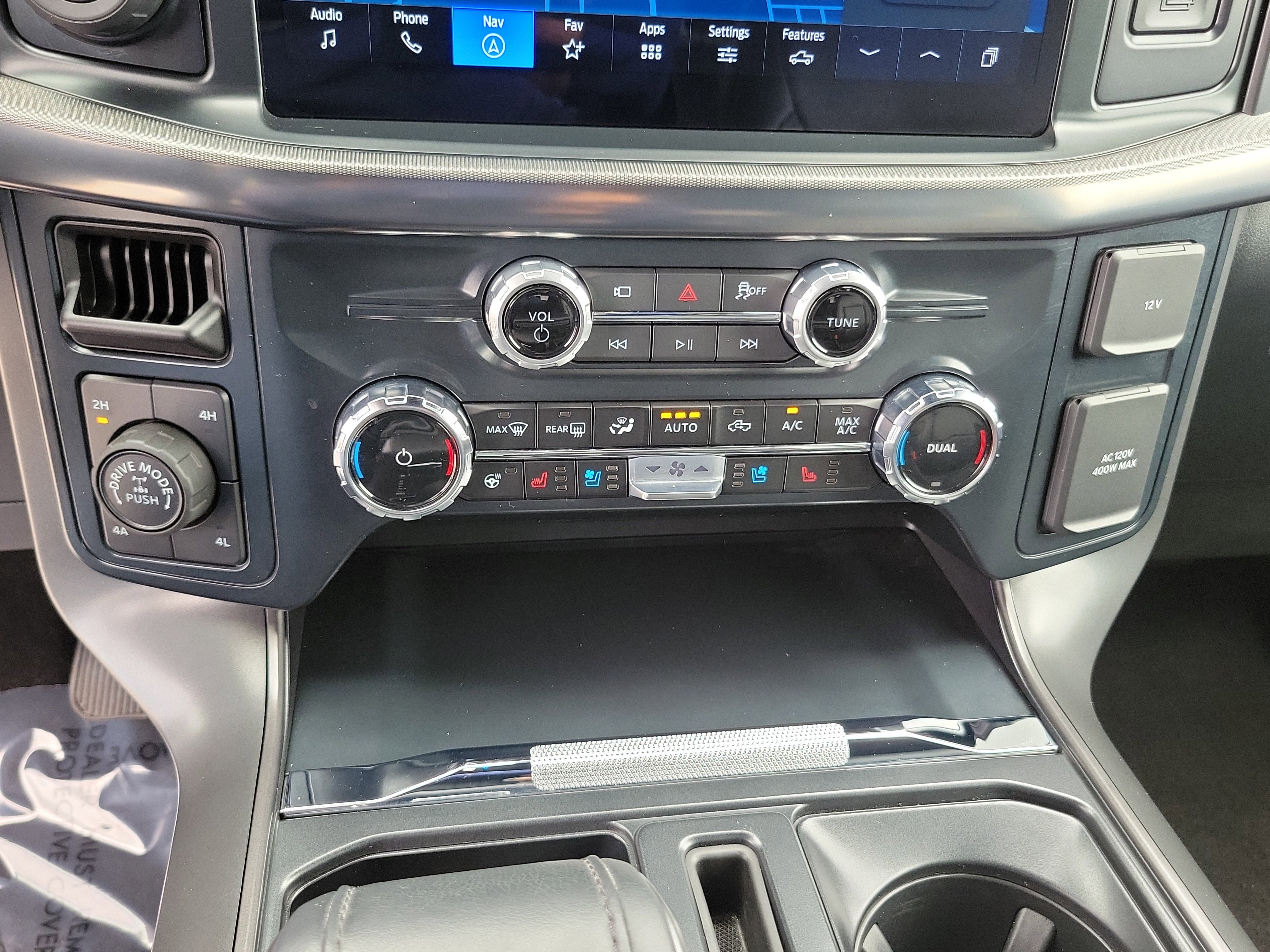 Used 2025 Ford F150 Lariat w/ FX4 Off-Road Package AWD/4WD image 23