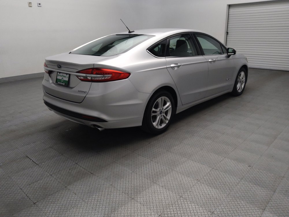 Used 2018 Ford Fusion S FWD image 9