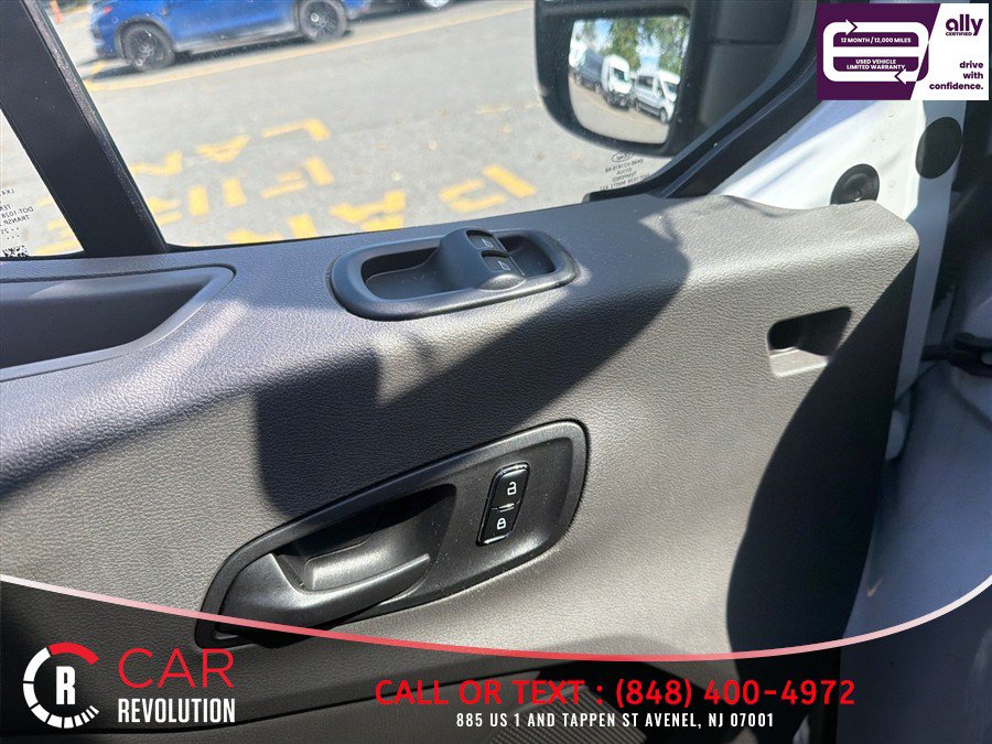 Used 2025 Ford Transit 350 XLT RWD image 8