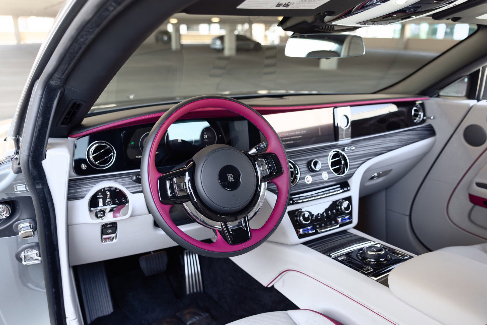 Used 2024 Rolls-Royce Spectre w/ Spectre Launch Package AWD/4WD image 28