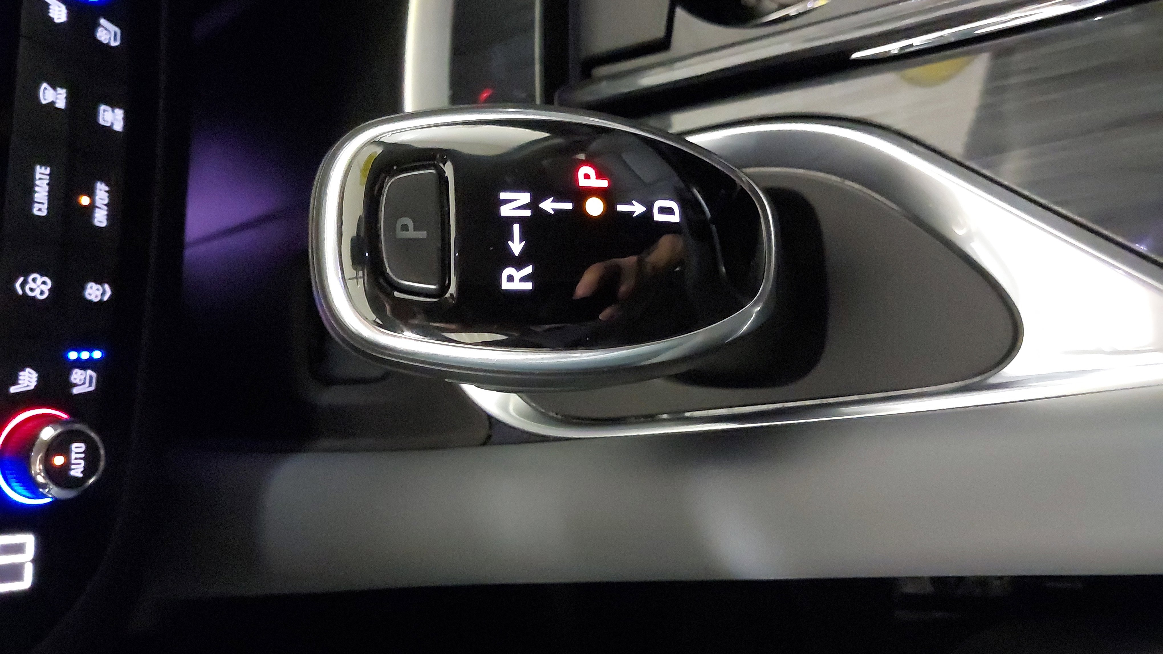 Used 2020 Buick Enclave Premium w/ LPO, Floor Liner Package image 21