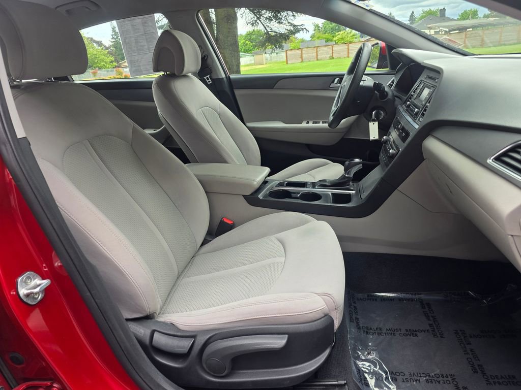 Used 2017 Hyundai Sonata SE FWD image 18