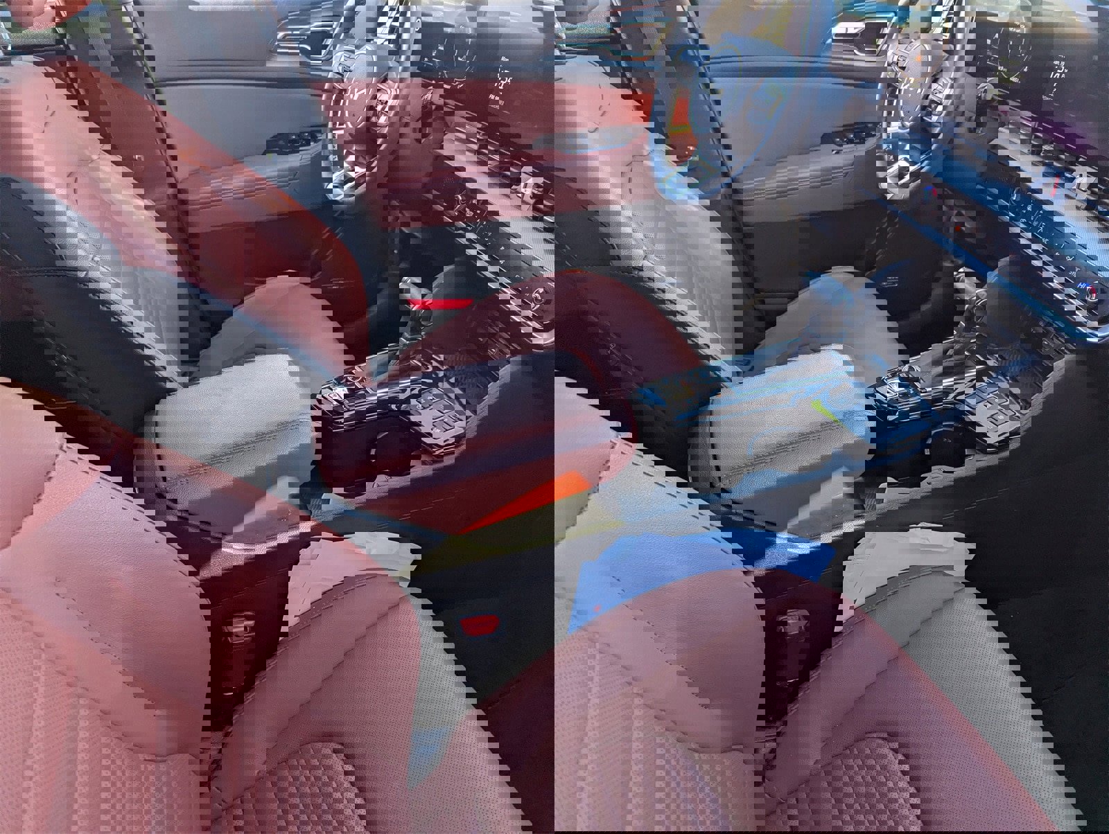 Used 2024 Kia Sportage SX image 11