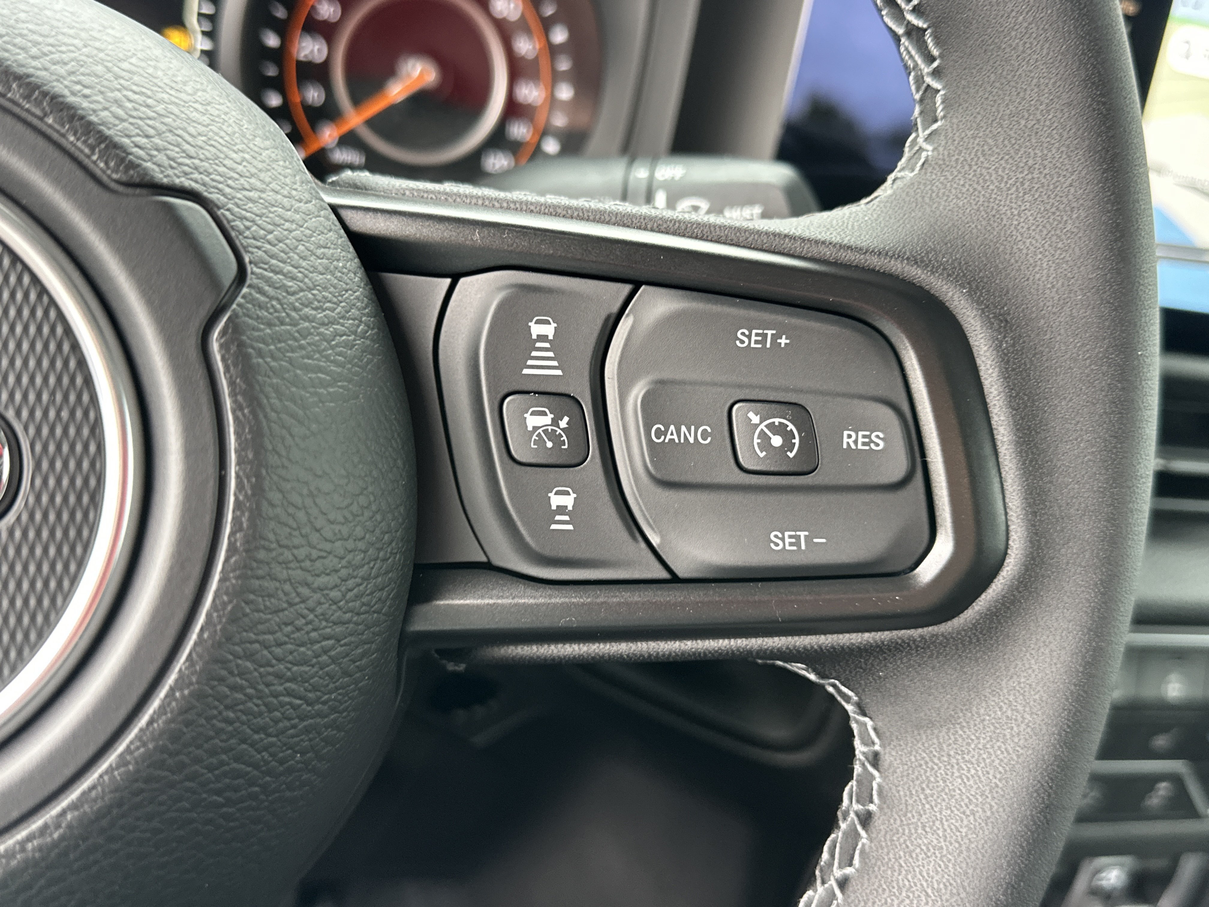New 2026 Jeep Gladiator Sport AWD/4WD image 8